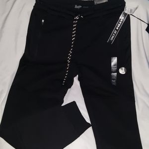 Men's medium black Brooklyn joggers!